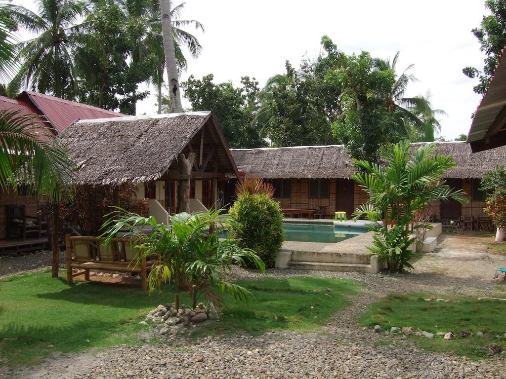 Mabuhay Breeze Resort بنغلاو الغرفة الصورة