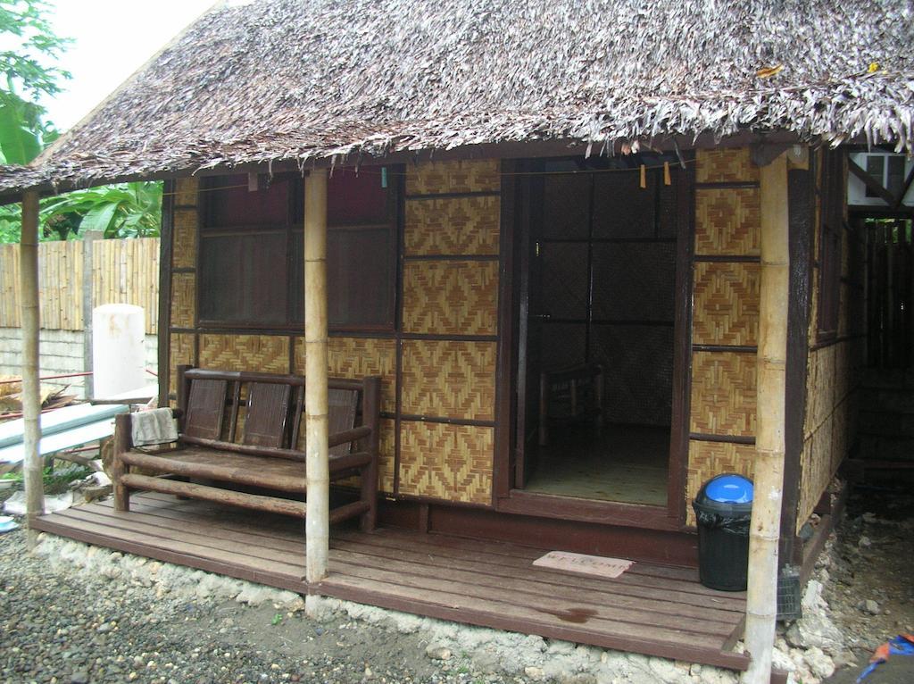Mabuhay Breeze Resort بنغلاو الغرفة الصورة